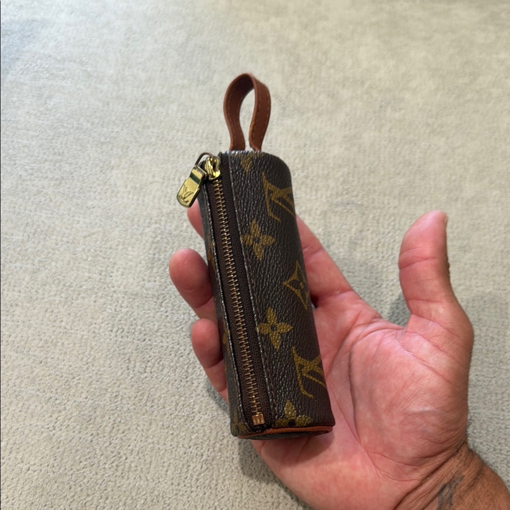 Louis Vuitton Brown and Gold Monogram Key Holder